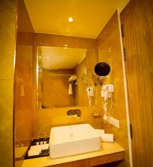 اتاق استاندارد, Quality Inn Elite, Amritsar
