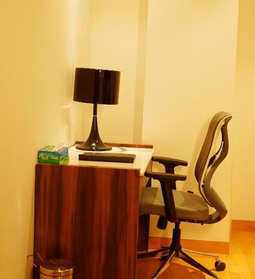 اتاق لوکس سه تخته, Quality Inn Elite, Amritsar