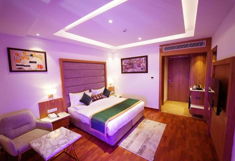 اتاق لوکس سه تخته, Quality Inn Elite, Amritsar