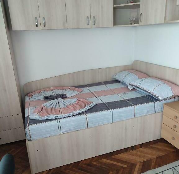 اتاق استاندارد یک نفره, Casa Rebeca