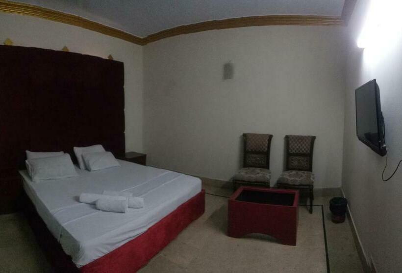 اتاق لوکس, Hill View Guest House Karachi