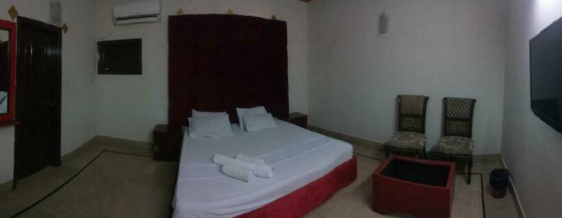 اتاق لوکس, Hill View Guest House Karachi