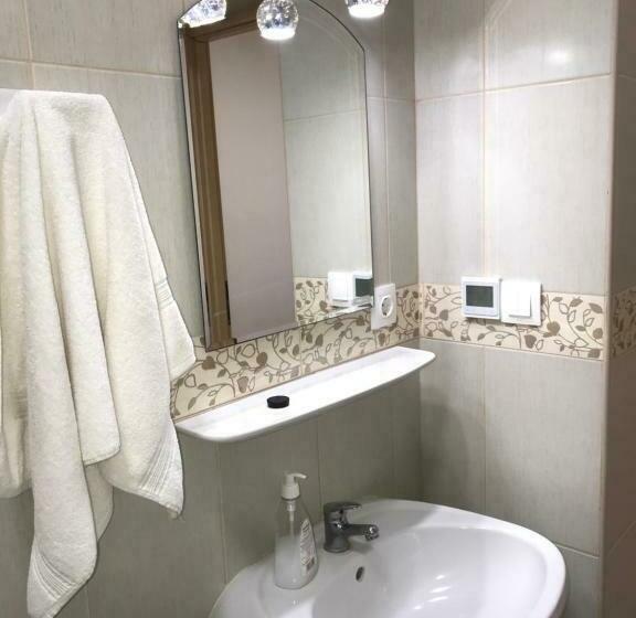 آپارتمان 1 خوابه همکف, Tó Party Apartman