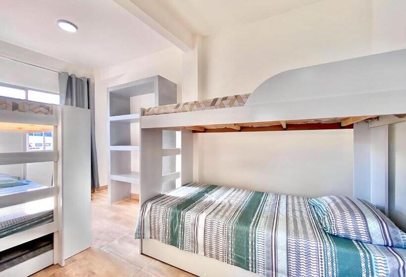اتاق خانوادگی, Hostel & Cia Guarapari