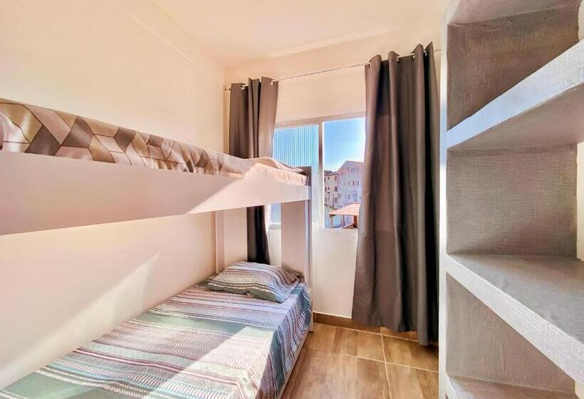 اتاق خانوادگی, Hostel & Cia Guarapari