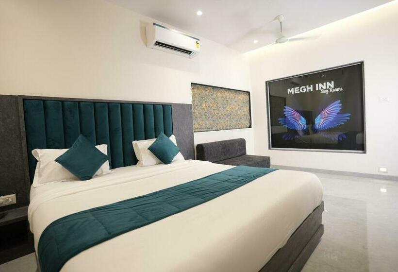 Deluxe Suite King Bed, Megh Inn