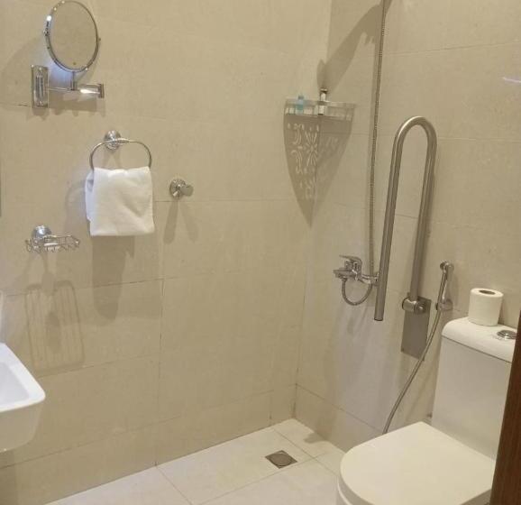 استودیو خانوادگی, Abm20