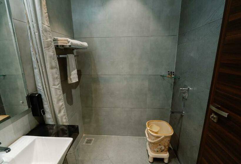 اتاق استاندارد با تخت بزرگ, Grand Heritage Hotel & Resort