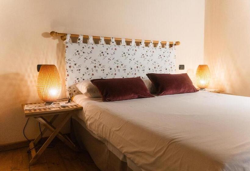 اتاق سوپریور چهار تخته, Collina Blu