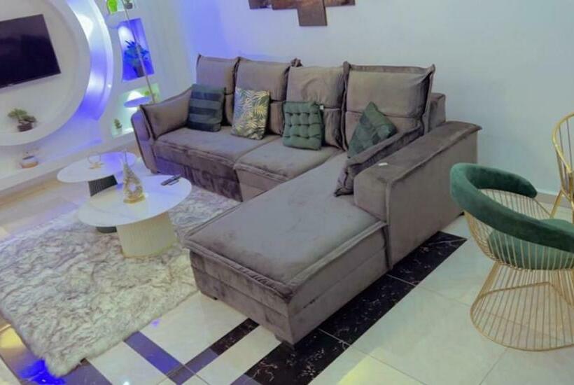 آپارتمان 1 خوابه با چشم‌انداز استخر, Deluxe Mansion