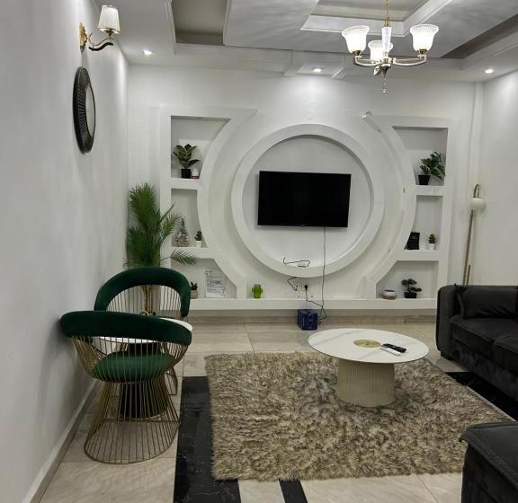 آپارتمان 1 خوابه با چشم‌انداز استخر, Deluxe Mansion