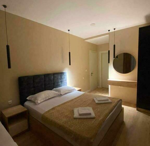 اتاق استاندارد سه نفره, Kobuleti Inn