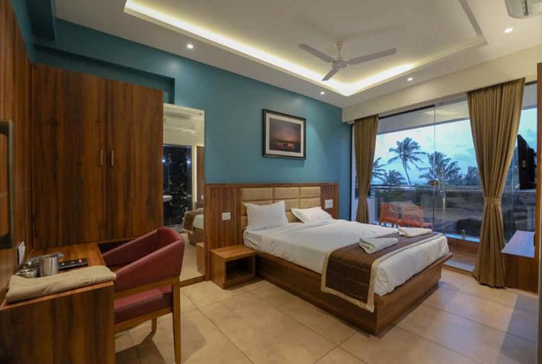 اتاق استاندارد با تخت بزرگ, The Oceanic Beach Front