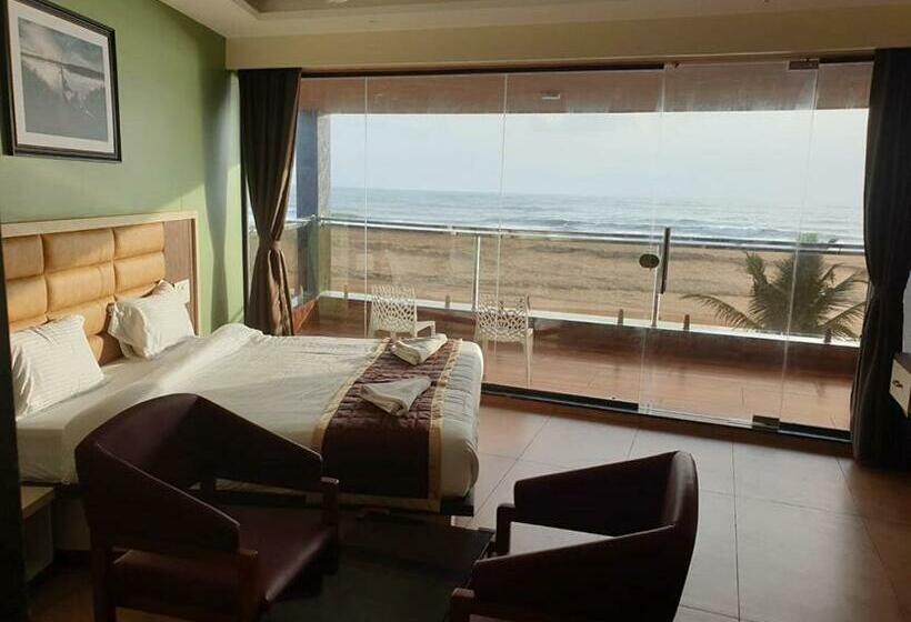 اتاق استاندارد با تخت بزرگ, The Oceanic Beach Front