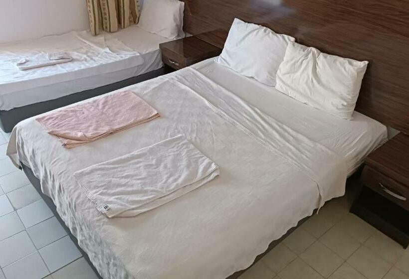 اتاق خانوادگی, Grand Atlas