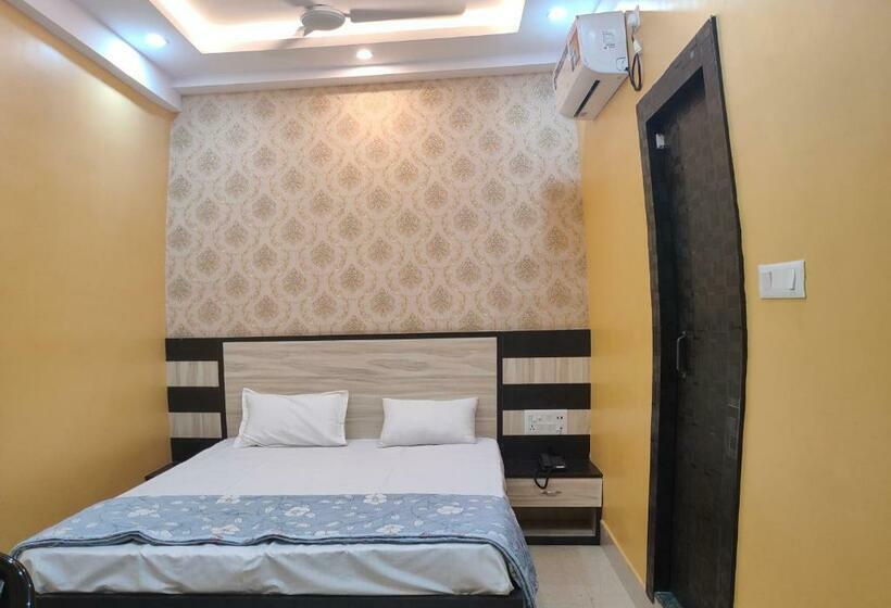 اتاق استاندارد, Vaishnavi Near Baba Dham Temple