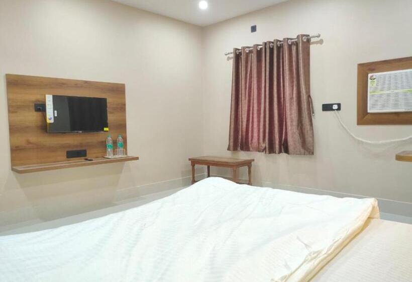 اتاق استاندارد, Vaishnavi Near Baba Dham Temple