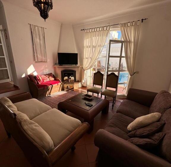 اتاق استاندارد با سرویس بهداشتی مشترک, Villa 46 Hostel