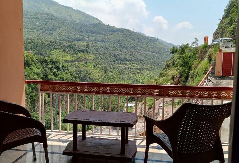 اتاق استاندارد با بالکن, Red Roof & Restaurant