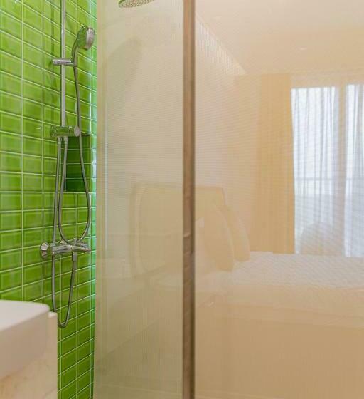 استودیو استاندارد با بالکن, E3 Hillside Apartment Phú Quốc