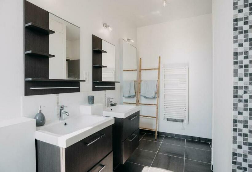 اتاق استاندارد, Coeur De Ville #h2  Central & Cosy   Logement Partagé   Chambre Privée