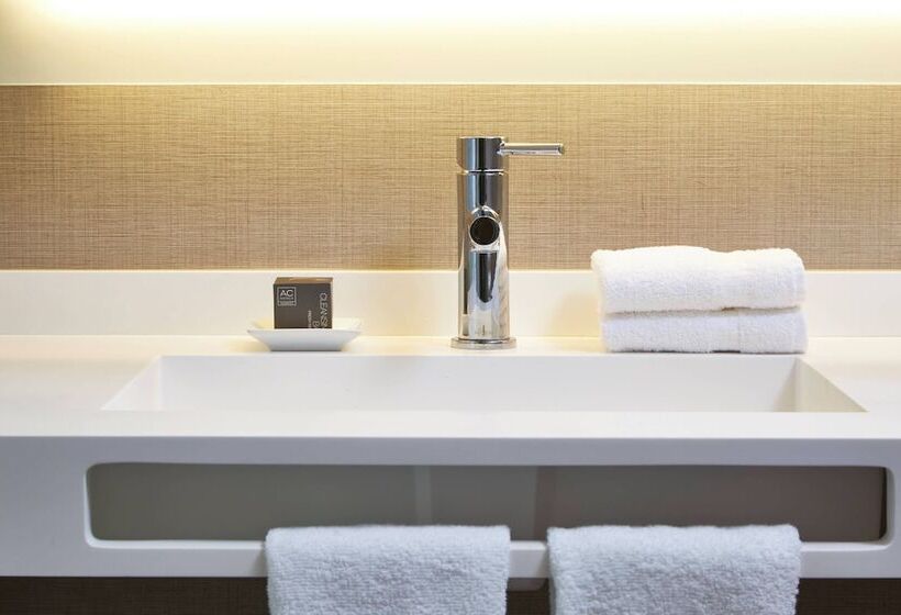 اتاق استاندارد با 2 تخت دوبل, Ac Hotel By Marriott Atlanta Buckhead At Phipps Plaza