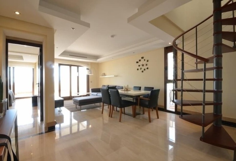 2 Bedrooms Penthouse Apartment with Pool, Bahía Boutique Apartments