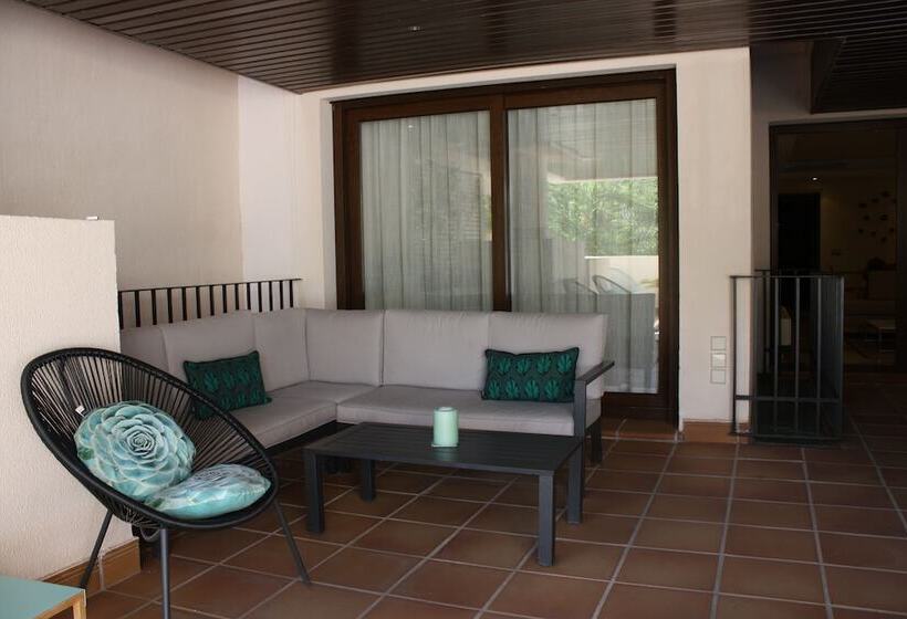 Apartamento 2 Dormitorios con Piscina, Bahía Boutique Apartments