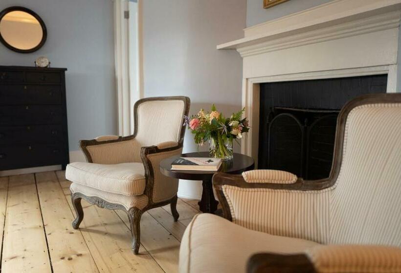 اتاق سوپریور, Onesixtyfive, The Inn On Park Row