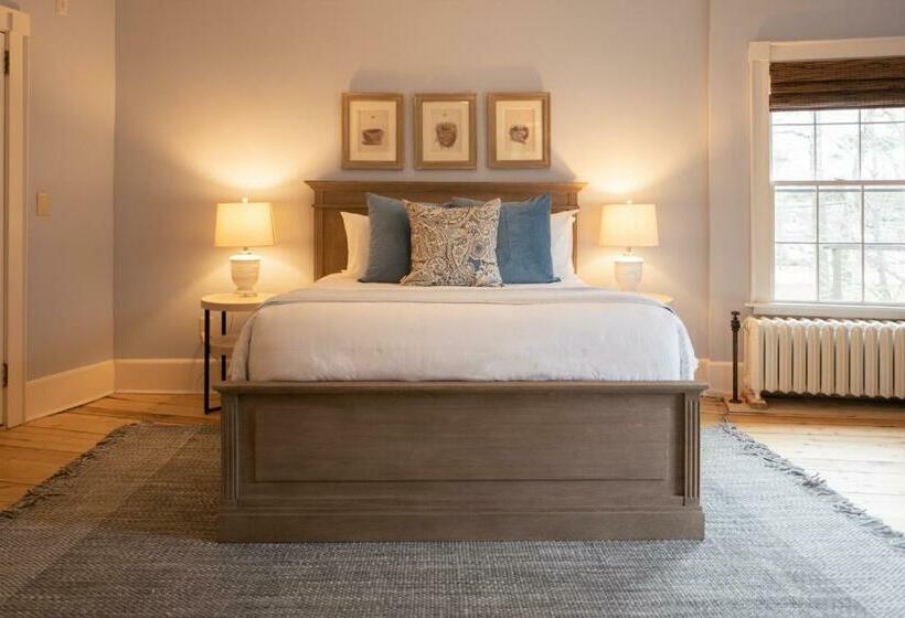 اتاق سوپریور, Onesixtyfive, The Inn On Park Row