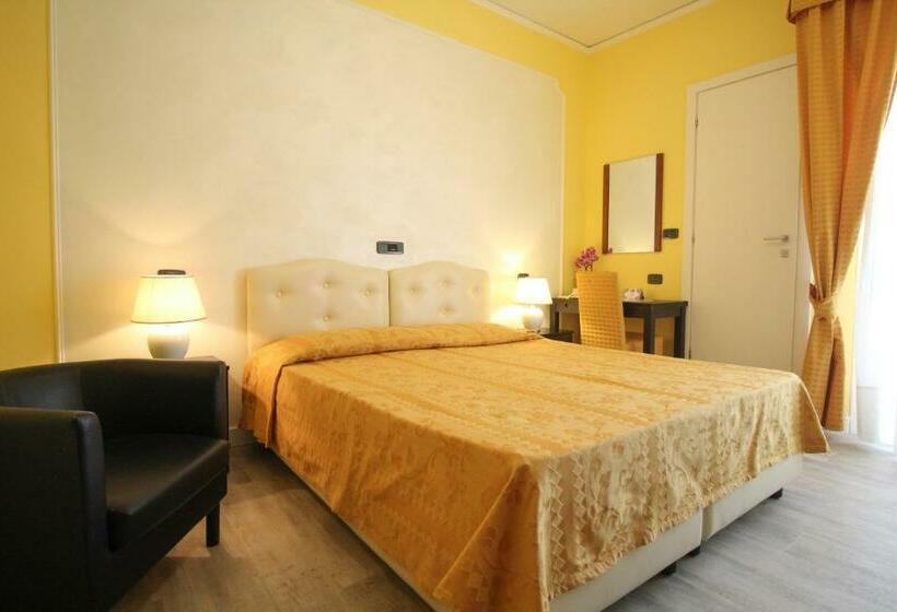 اتاق استاندارد با بالکن, Continental B&b City