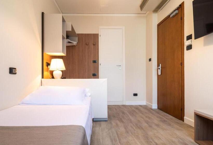اتاق استاندارد یک نفره, Continental B&b City