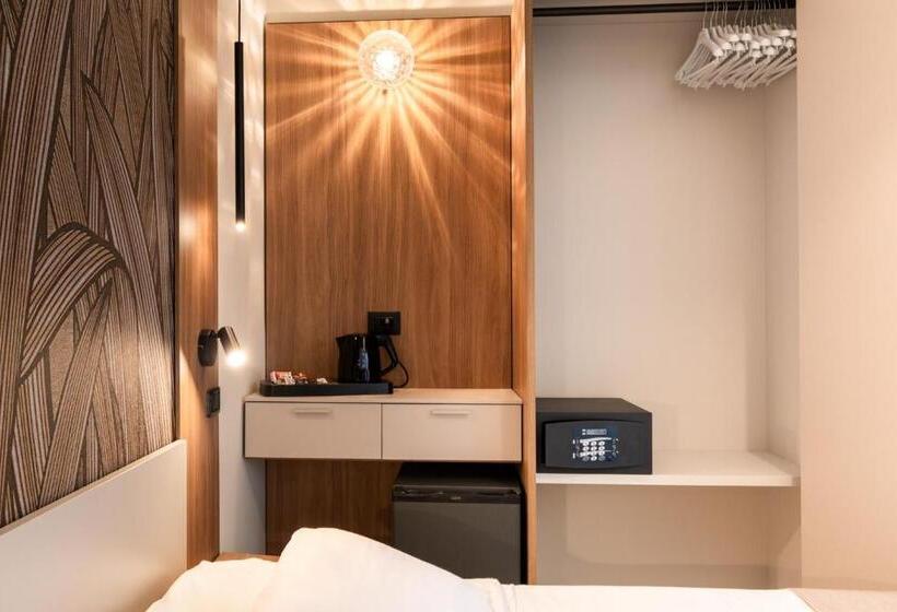 اتاق اکونومی, Continental B&b City