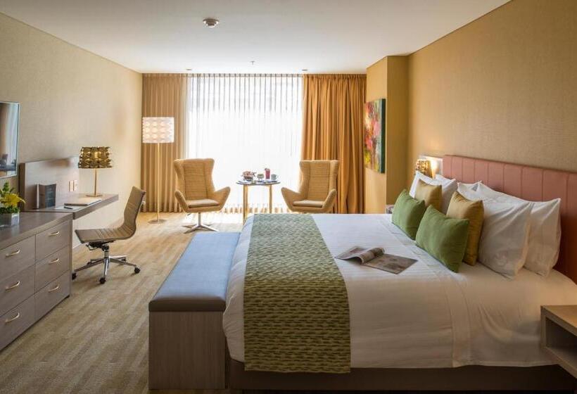 اتاق لوکس با تخت بزرگ, El Dorado Bogota