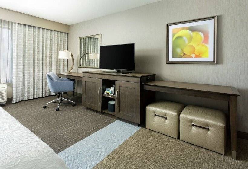 اتاق استاندارد برای معلولان, Hampton Inn & Suites Napa