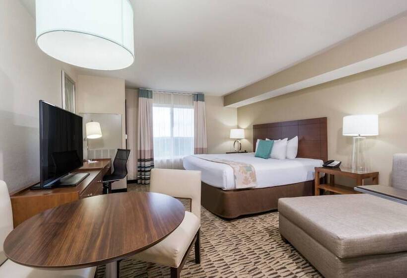 سوییت, Hawthorn Suites By Wyndham Wheeling At The Highlands