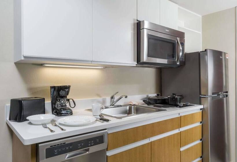 سوئیت برای معلولان, Hawthorn Suites By Wyndham Wheeling At The Highlands