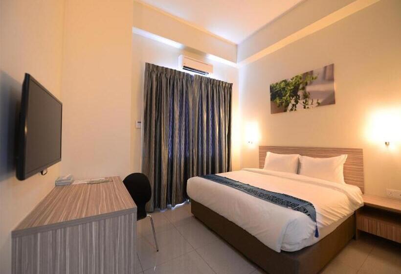 اتاق لوکس با تخت بزرگ, Nadias Hotel Cenang Langkawi