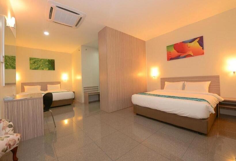 اتاق لوکس خانوادگی, Nadias Hotel Cenang Langkawi