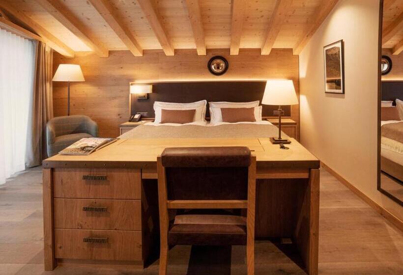 标准间, The Capra Saasfee