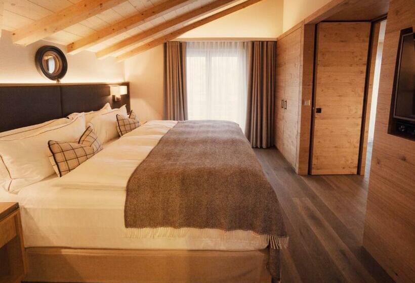 家庭套房, The Capra Saasfee