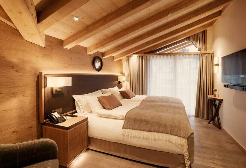 阁楼套房, The Capra Saasfee