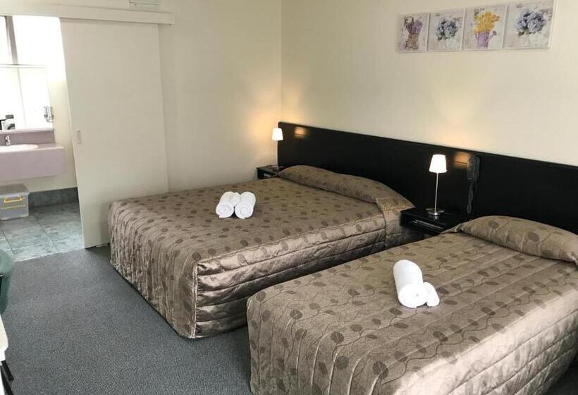 اتاق استاندارد برای معلولان, Legends Motel