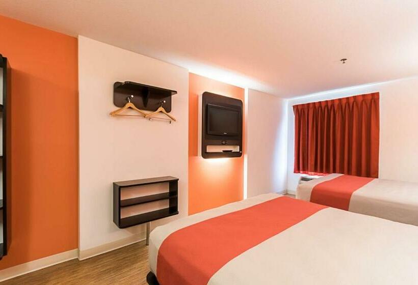 اتاق استاندارد, Motel 6 Moosomin, Sk
