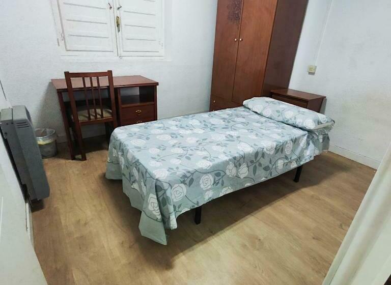 اتاق استاندارد یک نفره, Residencia 14