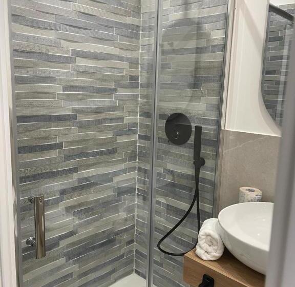 اتاق لوکس, Dimora Del Plebiscito B&b