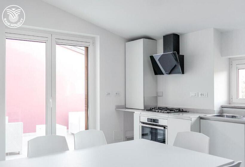 1 Bedroom Penthouse Apartment, Residence Baia Rilke