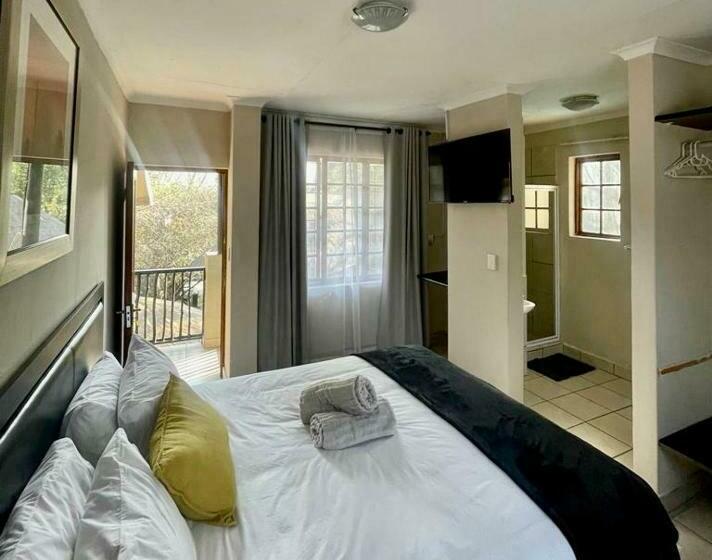 اتاق لوکس, The Eden Boulders Hotel And Resort Midrand