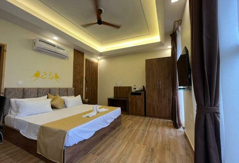 اتاق استاندارد, Nivedan Hotel And Resort