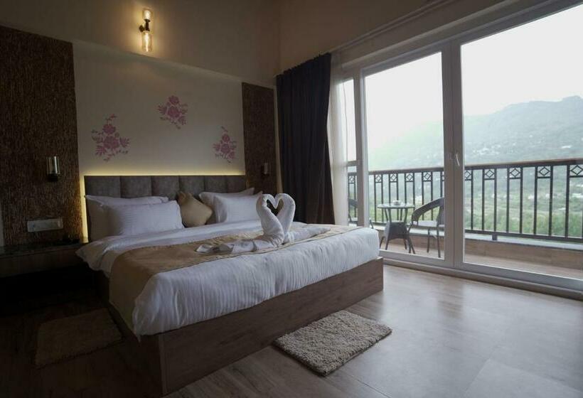 اتاق لوکس, Nivedan Hotel And Resort